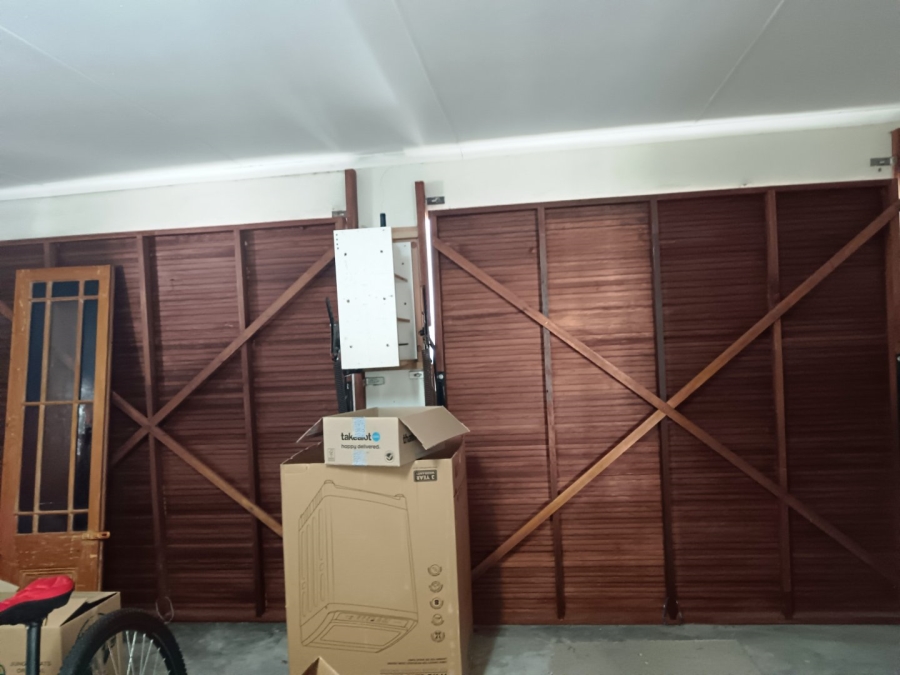 3 Bedroom Property for Sale in Fraaiuitsig Western Cape